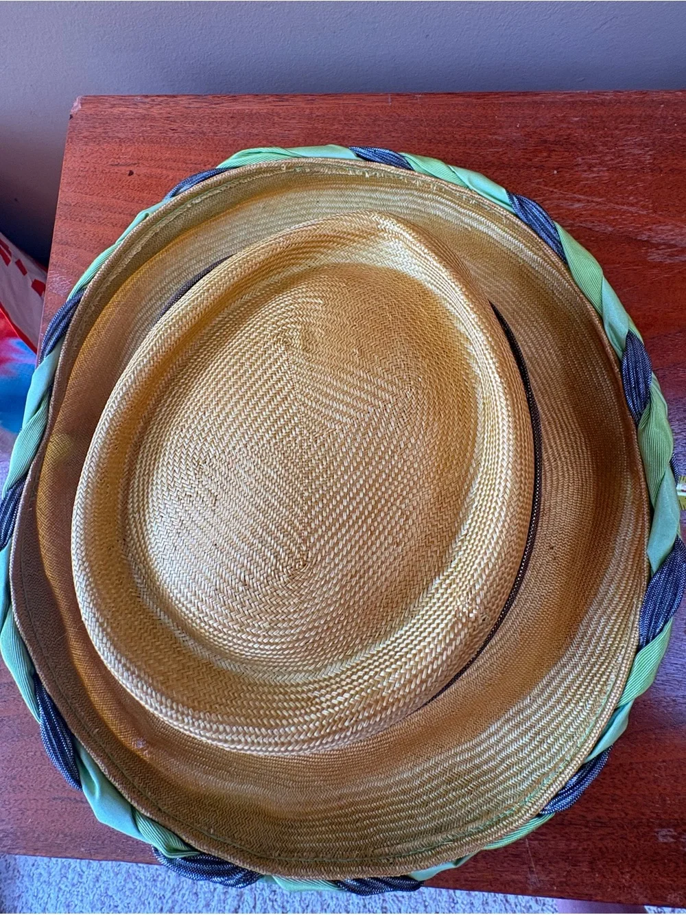 Whittall & Shon Golden Hat Silver Green Braided Favric Rim Gold Lamme Twist